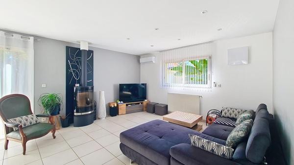 Aussonne, maison familiale de plain-pied avec piscine