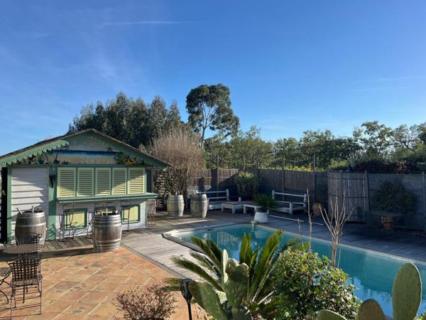 Maison à vendre    6 pièces •  Grimaud