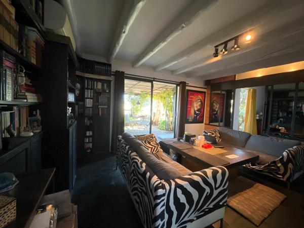 Maison à vendre    6 pièces •  Grimaud