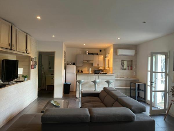 Maison à vendre    6 pièces •  Grimaud