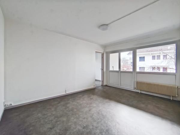 Appartement 3 pièces 63m² à rénover - THONON LES BAINS (74)