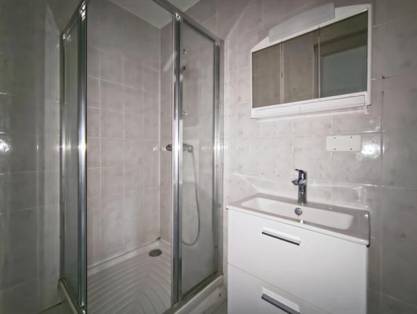 Appartement 3 pièces 63m² à rénover - THONON LES BAINS (74)