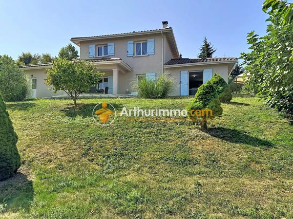 Vente                                                      Maison
                        
                     5 pièces                      155 m2                     à Bourgoin-Jallieu