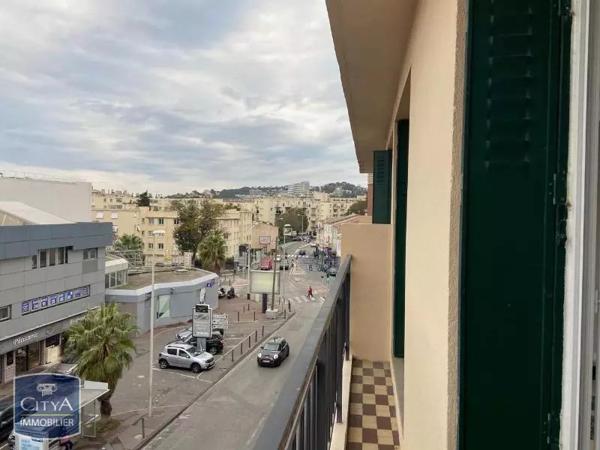 Appartement à louer 1 pièce 33.86m²