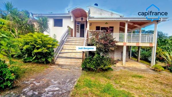 Vente spacieuse maison type F5 dans zone pavillonnaire rurale au Lamentin (97232).