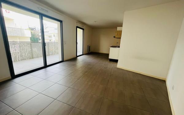 Appartement à vendre    2 pièces • 38 m2 Bayonne