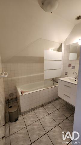 Location studio 25,24 m² Bergerac