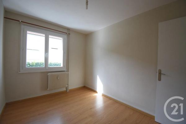 Appartement F3 à vendre  3 pièces - 58,14 m 2   CUSSET  - 03