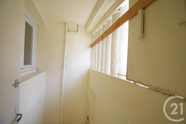 Appartement F3 à vendre  3 pièces - 58,14 m 2   CUSSET  - 03