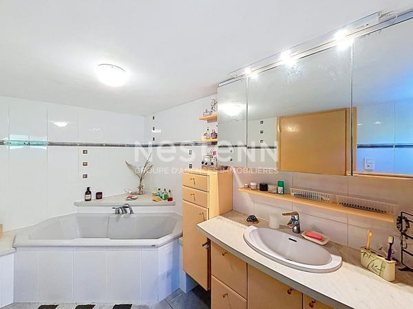 Maison en bel-étage exceptionnelle de 106m2 | 4 chambres | Garage et Terrasse | Un environnement de vie unique