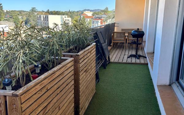 Appartement à vendre    4 pièces • 94,77 m2 Tassin-la-Demi-Lune