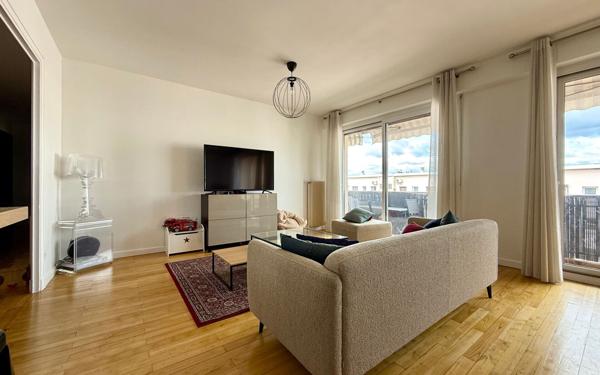 Appartement à vendre    4 pièces • 94,77 m2 Tassin-la-Demi-Lune