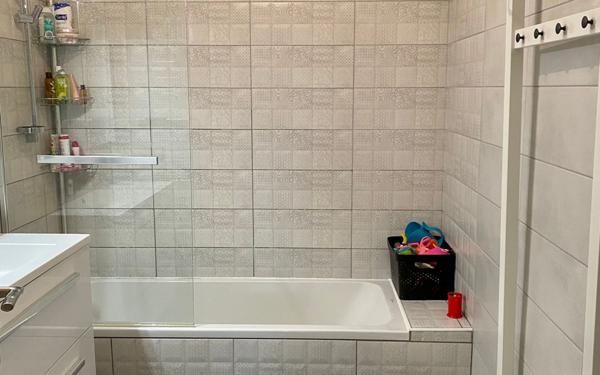 Appartement à vendre    4 pièces • 94,77 m2 Tassin-la-Demi-Lune