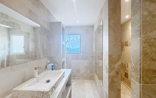 Maison à vendre    4 pièces • 124,80 m2 Saint-Germain-des-Fossés