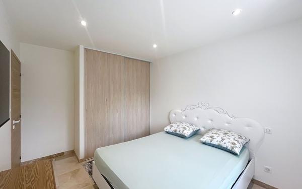 Maison à vendre    4 pièces • 124,80 m2 Saint-Germain-des-Fossés