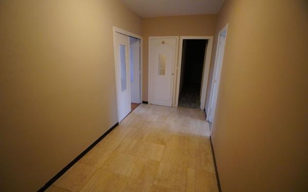 Appartement à louer    3 pièces • 97,27 m2 Dijon