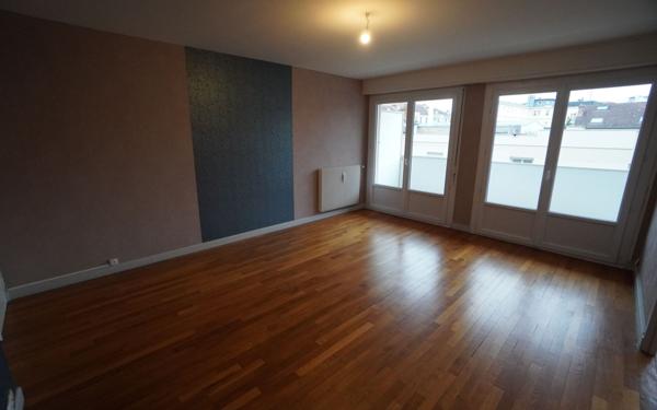 Appartement à louer    3 pièces • 97,27 m2 Dijon