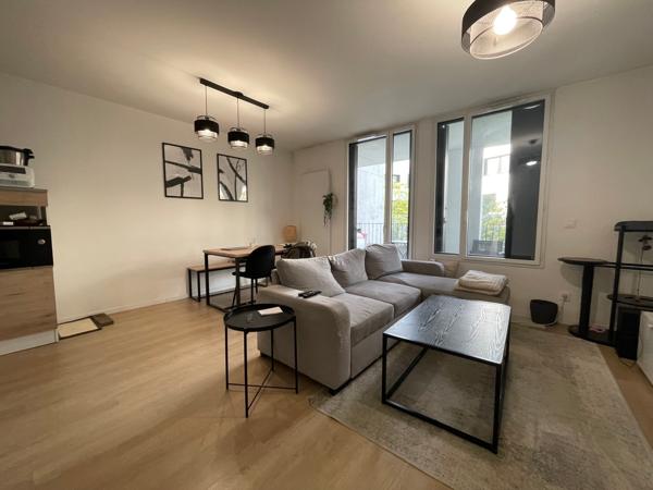Appartement · Vente Bordeaux (33300) 3 pièces · 71m²