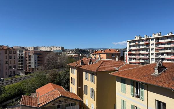 Appartement à vendre    1 pièce • 21,88 m2 Nice