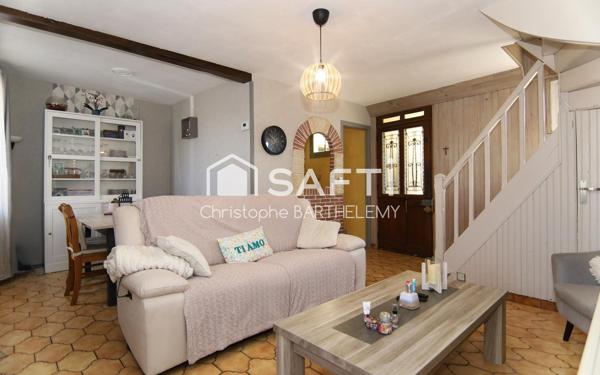 MAISON DE VILLE SAINT PIERRE LES ELBEUF AVEC PETIT JARDIN 3 CHAMBRES ET 1 BUREAU