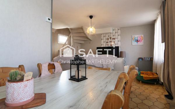 MAISON DE VILLE SAINT PIERRE LES ELBEUF AVEC PETIT JARDIN 3 CHAMBRES ET 1 BUREAU