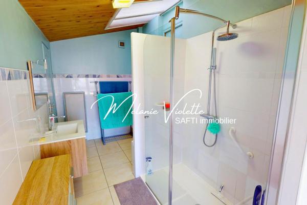 À 4 km de la plage – Maison de plain-pied 120 m² avec jardin