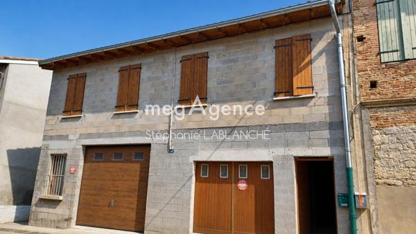 Immeuble à BEAUMONT-DE-LOMAGNE, 82500 - 162m²