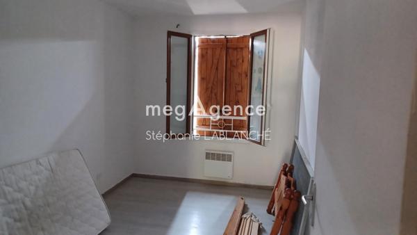 Immeuble à BEAUMONT-DE-LOMAGNE, 82500 - 162m²