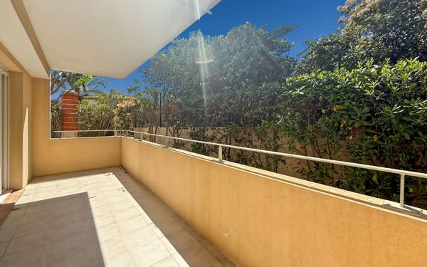 Appartement à vendre    2 pièces • 50,07 m2 Antibes