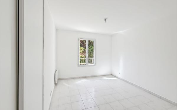 Appartement à vendre    2 pièces • 50,07 m2 Antibes