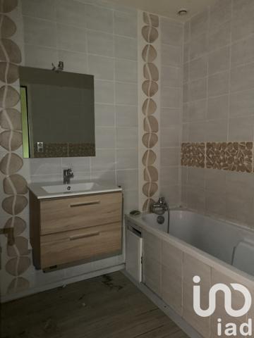 Immeuble à vendre 195 m² Sedan