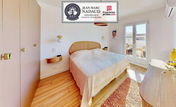 Appartement T3 centre-ville, entièrement rénové, dernier étage traversant, vue dégagée