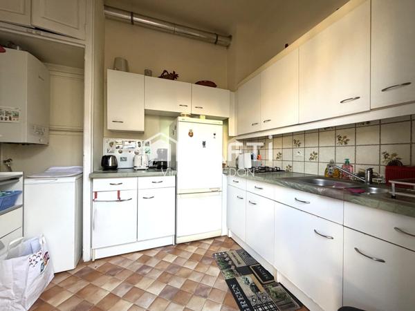 IMMEUBLE DE RAPPORT + HANGAR – FORTE RENTABILITÉ