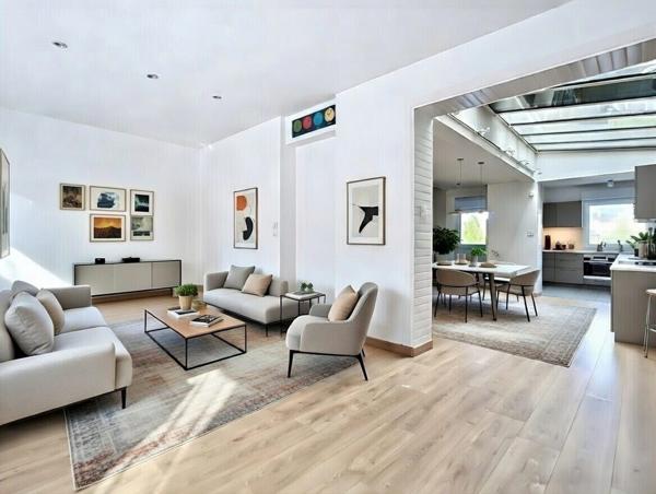 Maison familiale 142 m² – Verrière centrale, 4 chambres, jardin clos – Sacré-Cœur