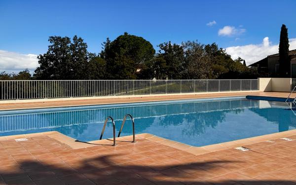 Maison à vendre    3 pièces • 48,11 m2 Roquebrune-sur-Argens