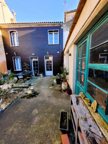 Maison à MIRAMBEAU (17150)