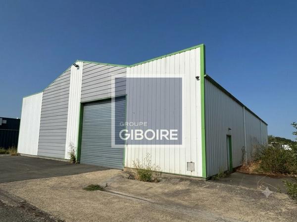 Local d'activites 490 m² à louer SAINT-JACQUES-DE-LA-LANDE (réf : 35.7279)