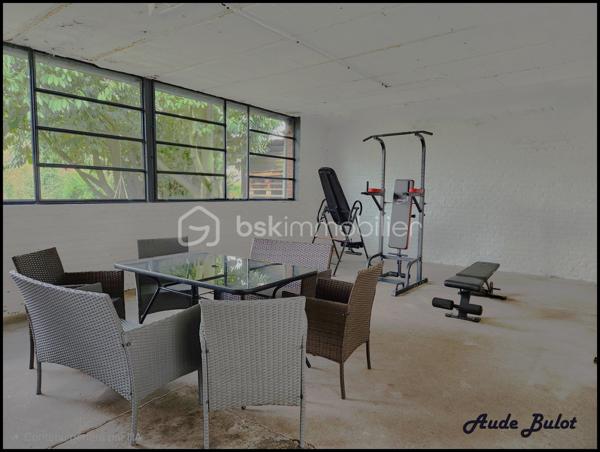Maison de 264 m²