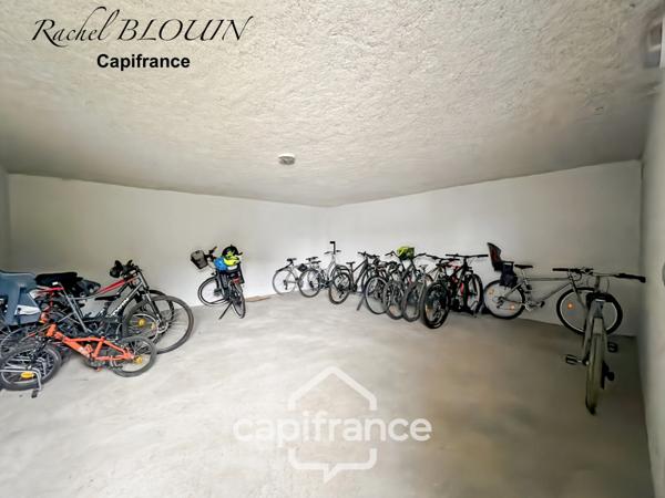 LA MEZIERE (35), Appartement Type 3 de 77 m2 avec terrasse - 2 parkings dont 1 en Sous-sol