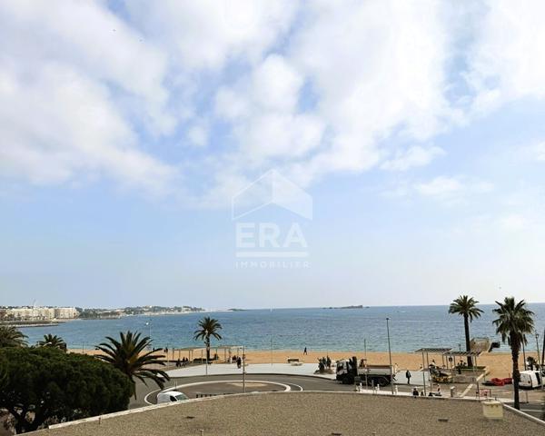 RARE FRONT DE MER FREJUS PLAGE 4 PIECES