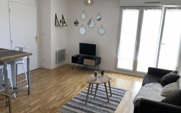 Appartement à vendre    2 pièces • 43,01 m2 Montévrain