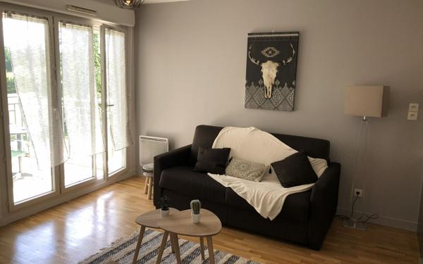 Appartement à vendre    2 pièces • 43,01 m2 Montévrain