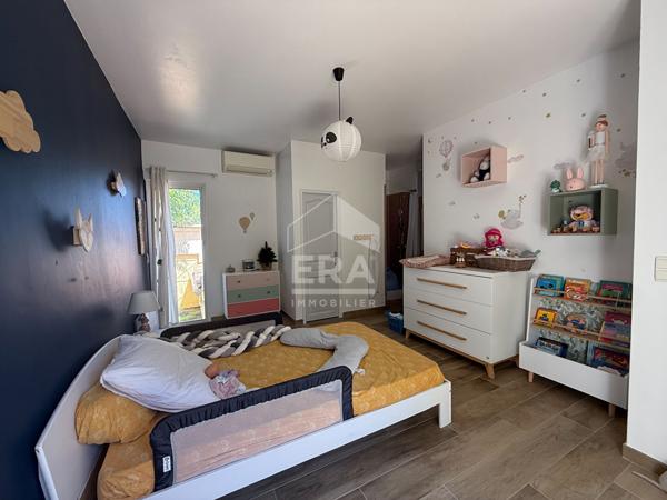 A VENDRE 83470 SAINT MAXIMIN LA SAINTE BAUME MAISON  TYPE 5 DE 147 M² SUR 2300 M² DE JARDIN PISCINE DOUBLE GARAGE ET STUDIO INDEPENDANT