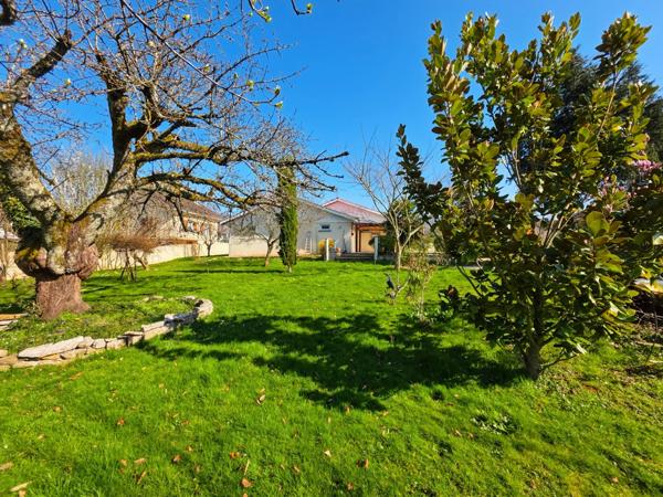 Maison à vendre 7 pièces SAINT AMOUR (39)