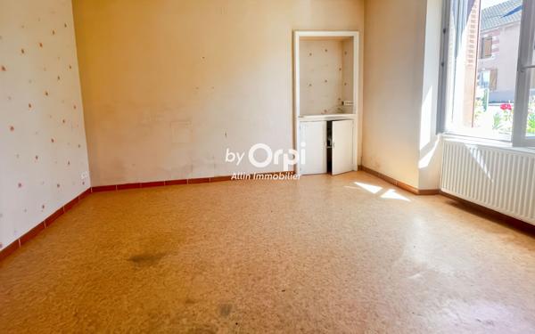 Maison à vendre    3 pièces •  Estivareilles