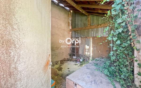 Maison à vendre    3 pièces •  Estivareilles