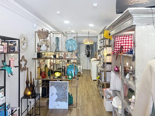 Local commercial à vendre au Beausset - 54 m²