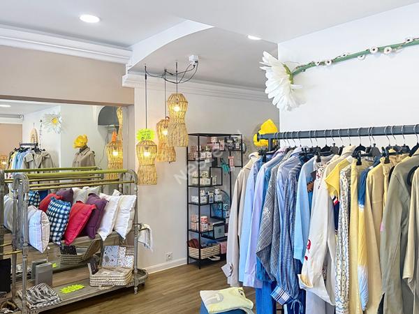 Local commercial à vendre au Beausset - 54 m²