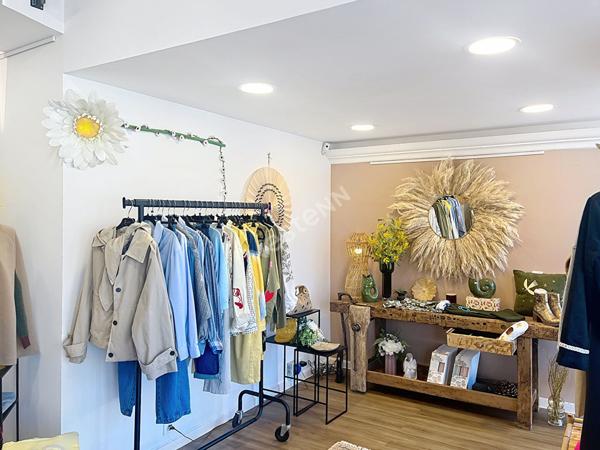 Local commercial à vendre au Beausset - 54 m²