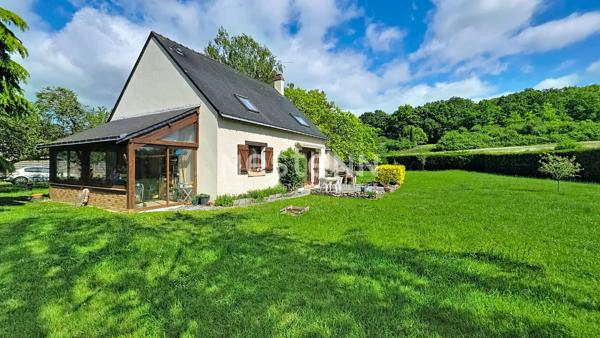 Maison de caractère avec grand jardin paysagé